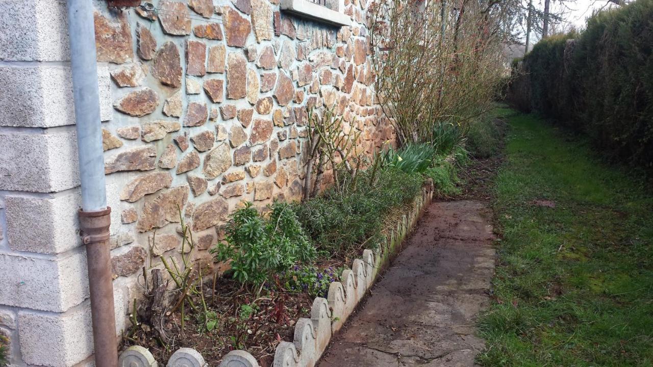 مبيت وإفطار Saint-Cyprien-sur-Dourdou Le Curieux De Conques المظهر الخارجي الصورة